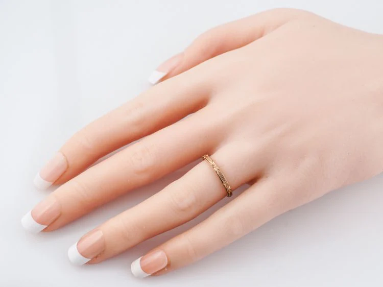 Antique Wedding Band Art Deco Orange Blossom in 14k Yellow Gold - Image 8