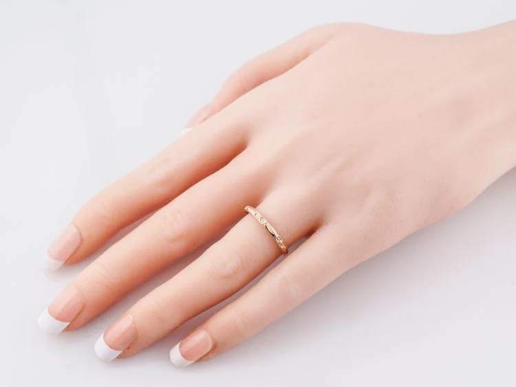 Antique Wedding Band Art Deco Orange Blossom in 14k Yellow Gold - Image 7