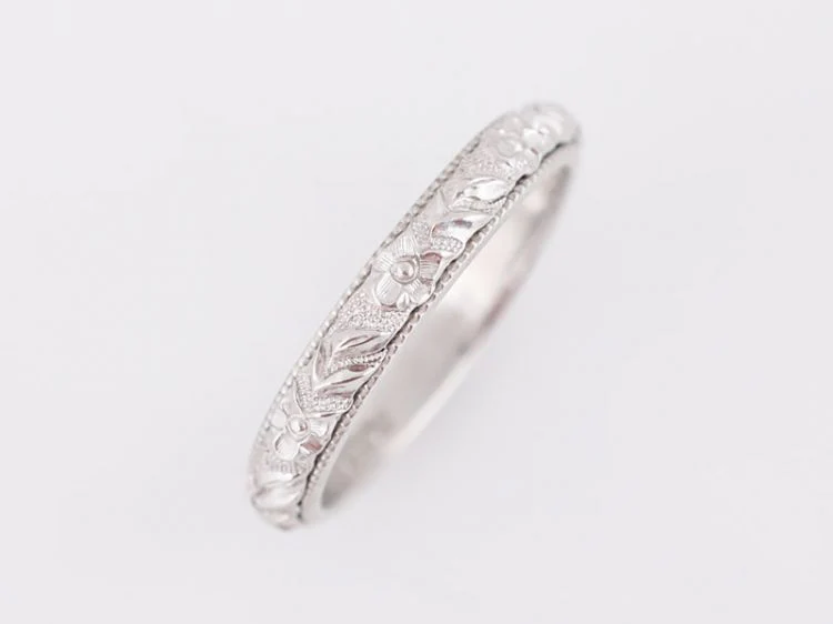 Antique Wedding Band Art Deco Orange Blossom in 18k White Gold - Image 2