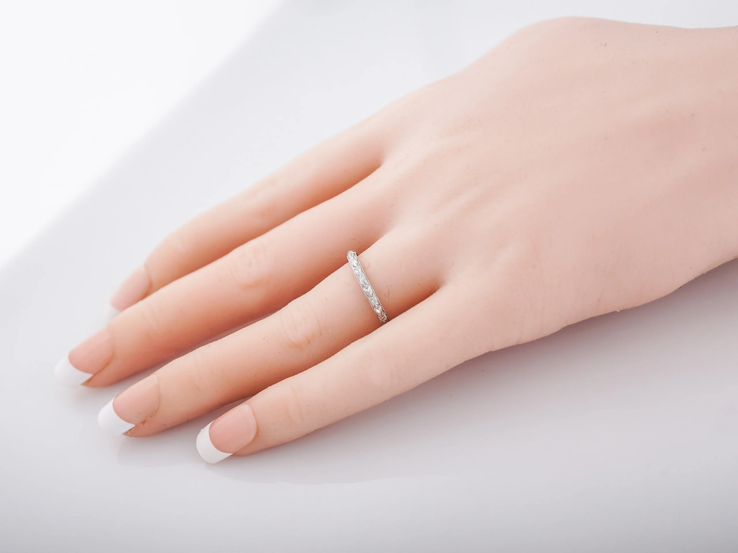 Antique Wedding Band Art Deco Orange Blossom in 18k White Gold - Image 5