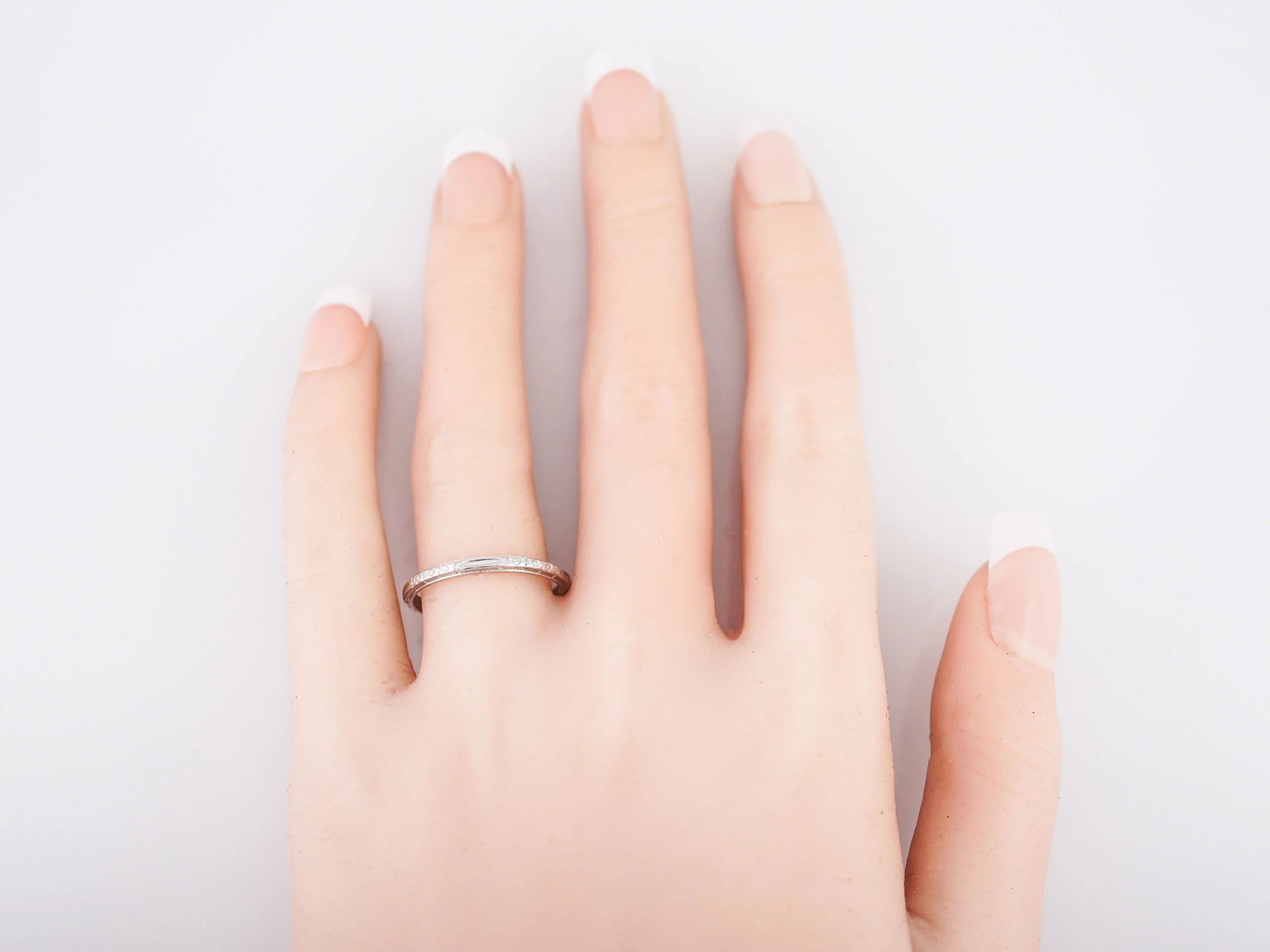 Antique Wedding Band Art Deco Orange Blossom in 18K White Gold - Image 4