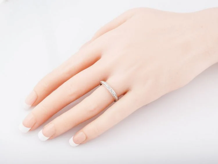 Antique Wedding Band Art Deco Orange Blossom in 18k White Gold - Image 5