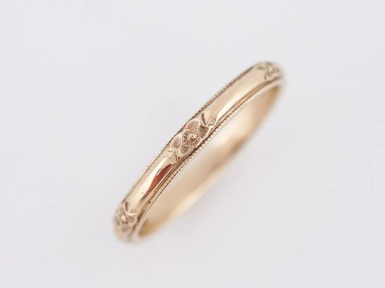Antique Wedding Band Art Deco Orange Blossom in 18k Yellow Gold - Image 2