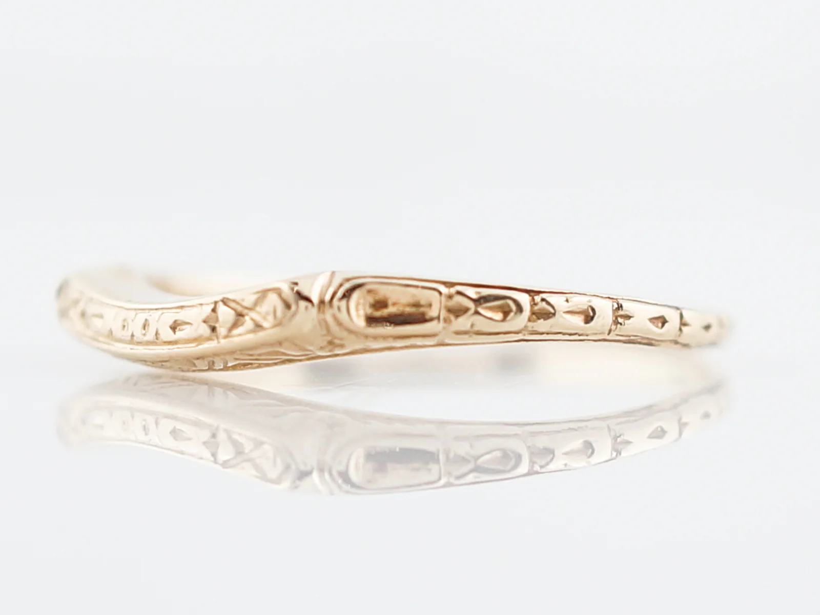 Antique Wedding Band Art Deco Orange Blossom & Geometric in 14k Yellow Gold - Image 2