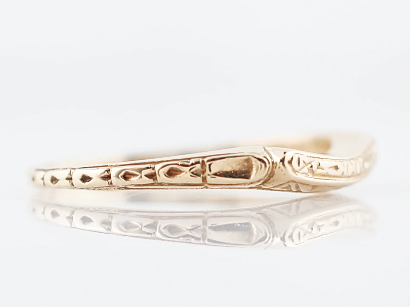 Antique Wedding Band Art Deco Orange Blossom & Geometric in 14k Yellow Gold - Image 3