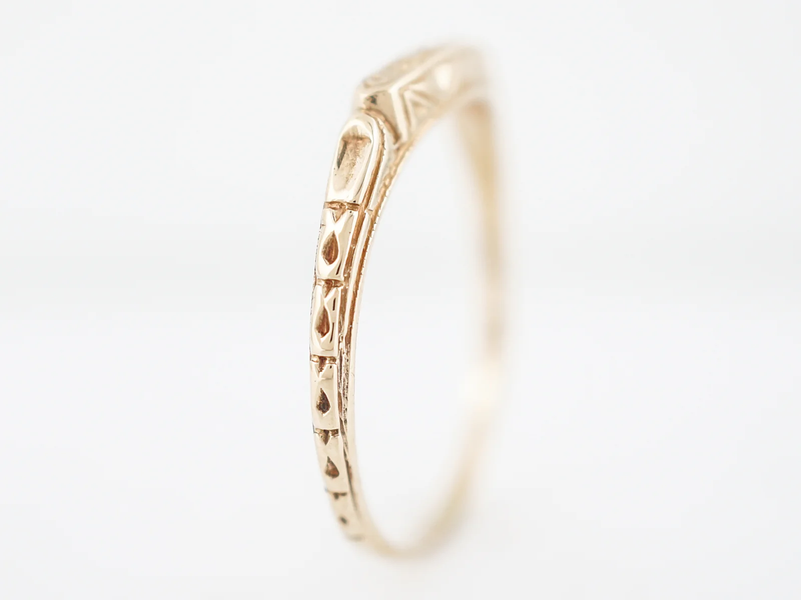 Antique Wedding Band Art Deco Orange Blossom & Geometric in 14k Yellow Gold - Image 5