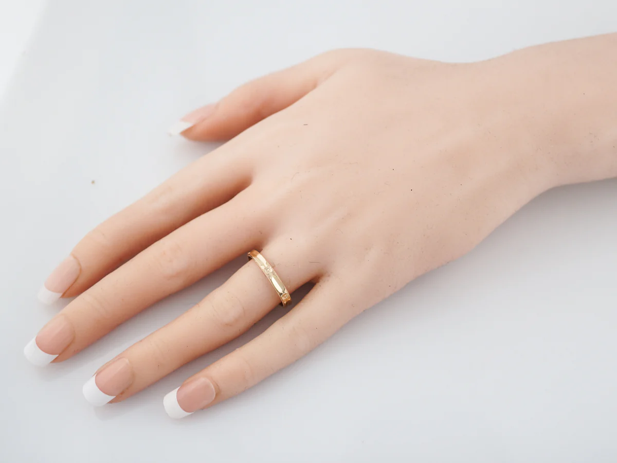 Antique Wedding Band Art Deco Orange Blossom in 14k Yellow Gold - Image 4
