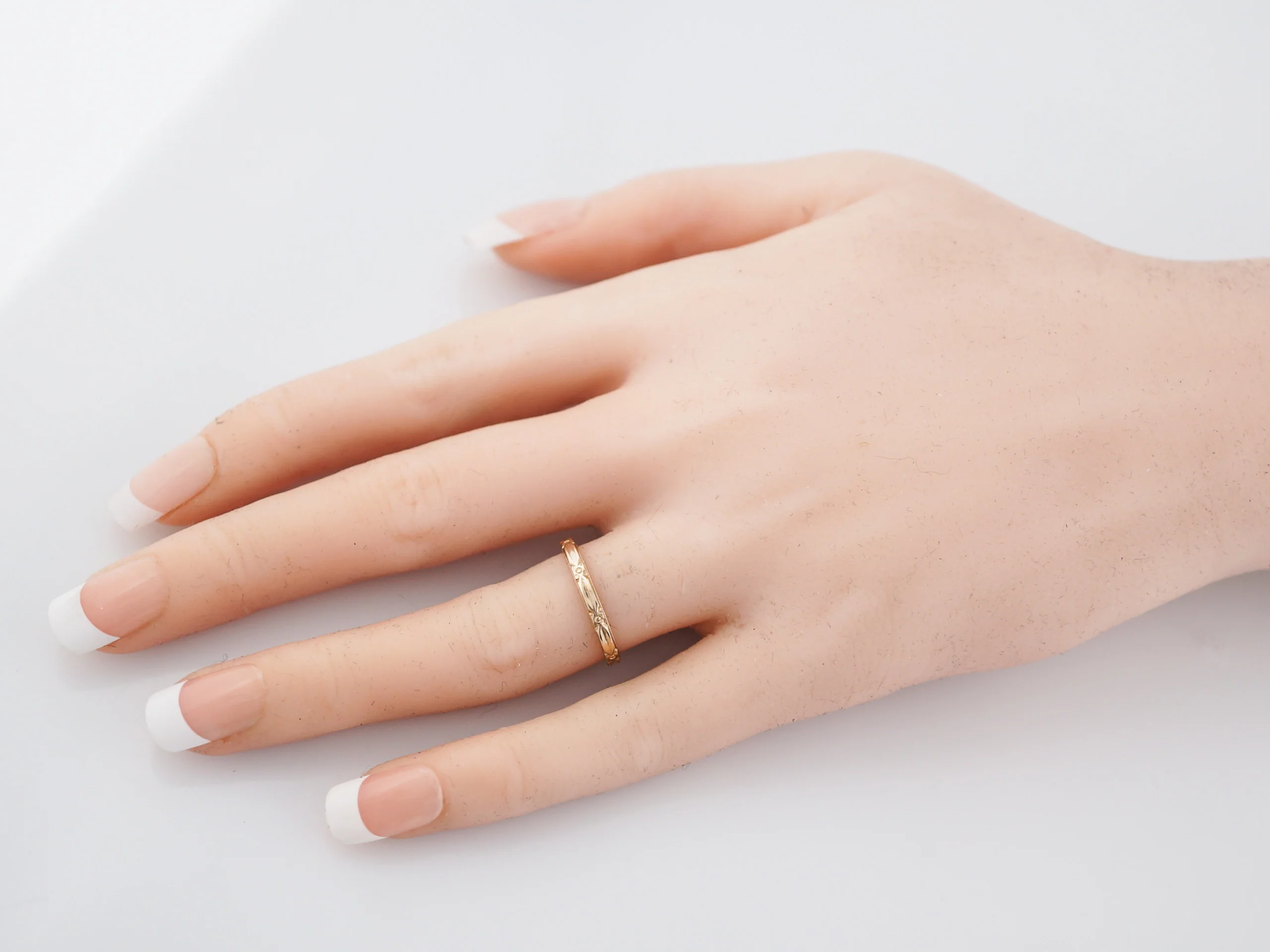 Antique Wedding Band Art Deco Orange Blossom in 14K Yellow Gold - Image 5