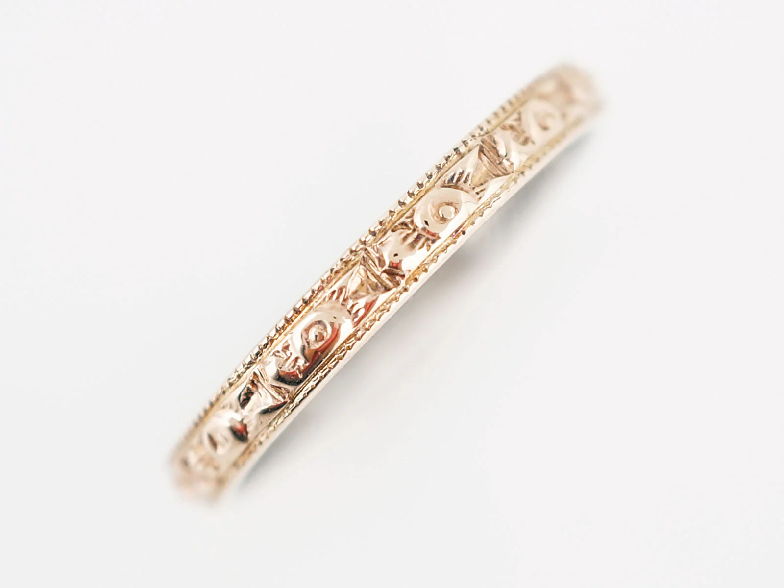 Antique Wedding Band Art Deco Orange Blossom in 14k Yellow Gold - Image 2