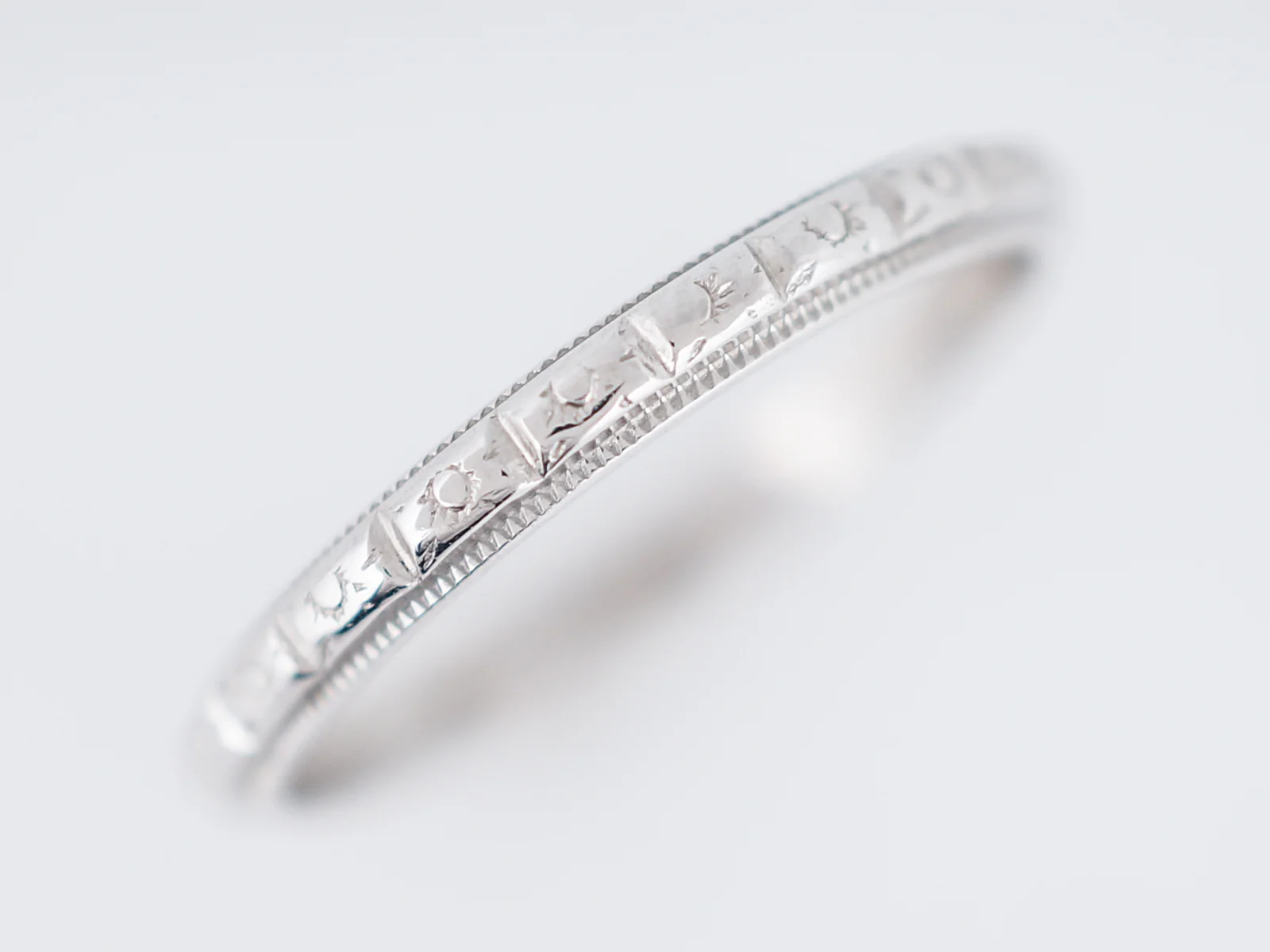Antique Wedding Band Art Deco Belais Brothers Orange Blossom in 18k White Gold - Image 2