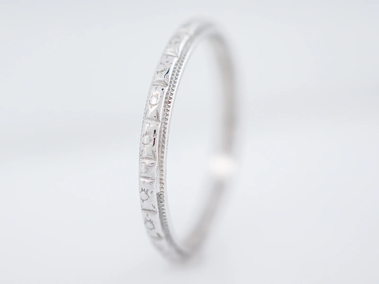 Antique Wedding Band Art Deco Belais Brothers Orange Blossom in 18k White Gold - Image 3