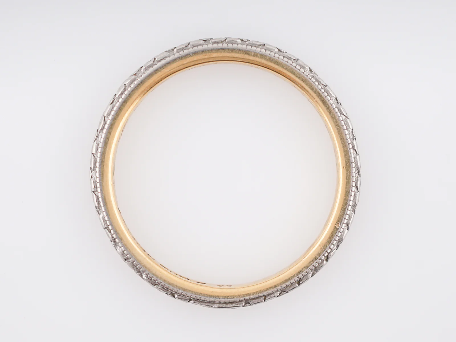 Antique Wedding Band Art Deco Orange Blossom in 18k White & Yellow Gold - Image 4