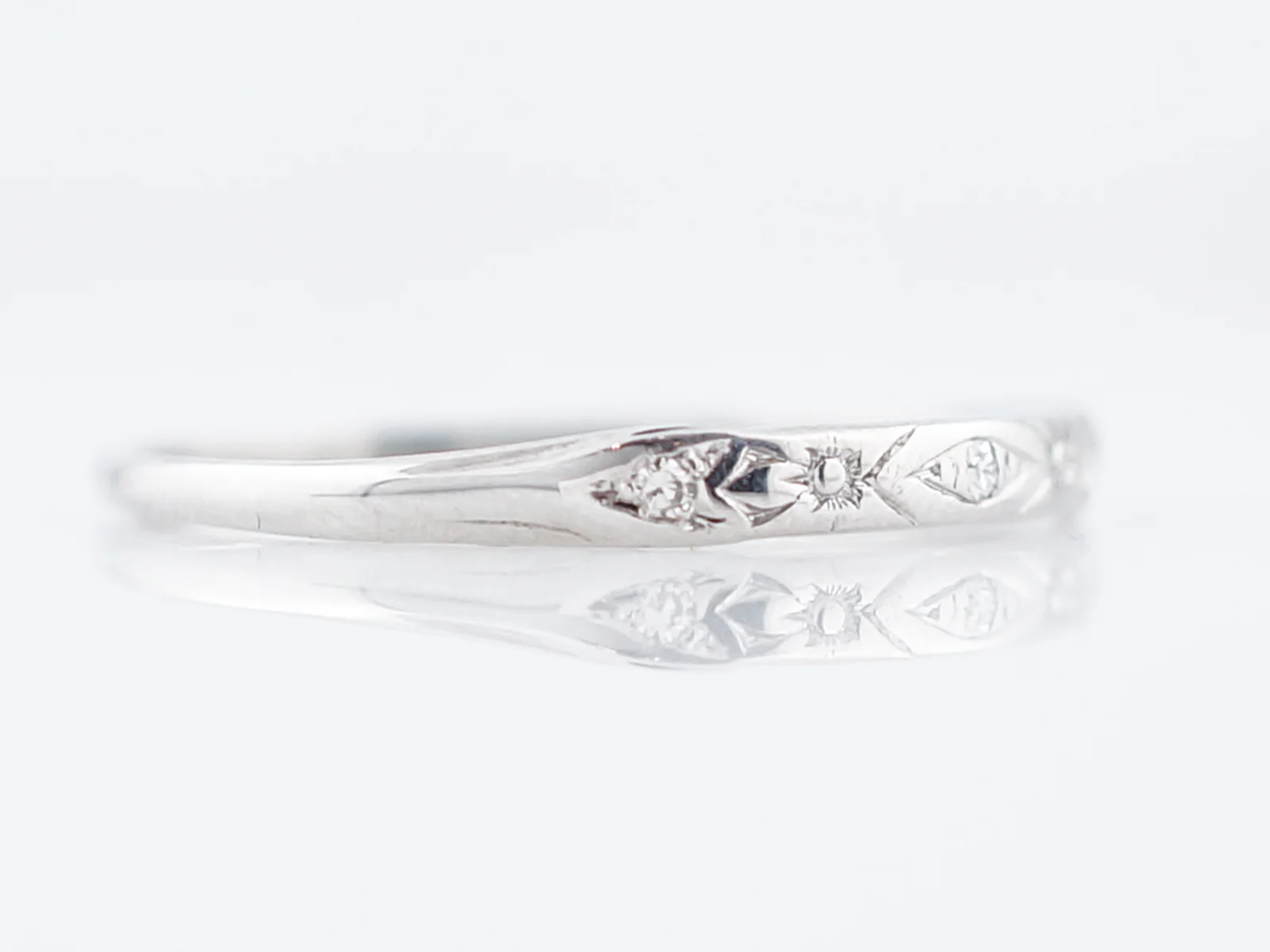 Antique Wedding Band Art Deco .03 Single Cut Diamonds in 18k White Gold - Image 3