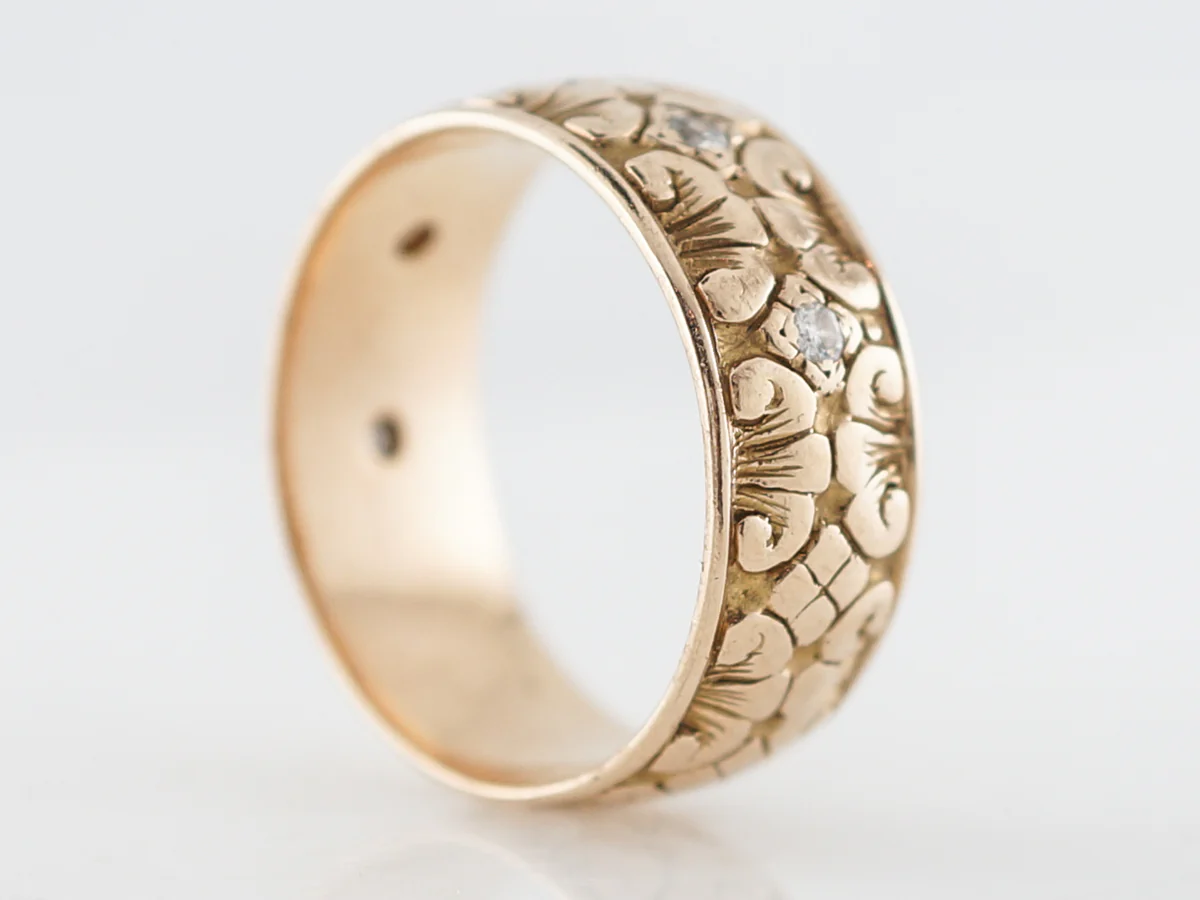 Antique Wedding Band Art Nouveau .10 Single Cut Diamonds in 14k Yellow Gold - Image 3