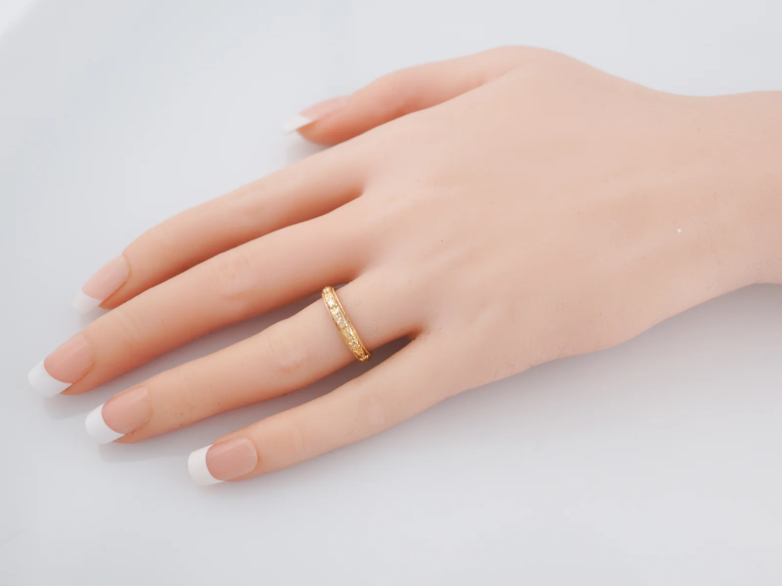Antique Wedding Band Art Deco Orange Blossom in 14k Yellow Gold - Image 6