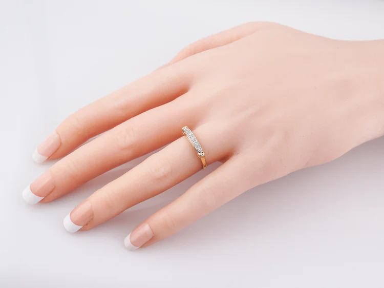 Antique Wedding Band Late Art Deco .20 Single Cut Diamonds in 14k - Image 9
