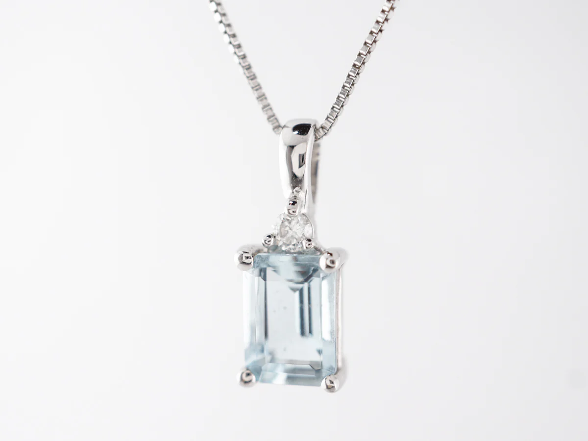Aquamarine & Diamond Pendant in 14k White Gold - Image 4