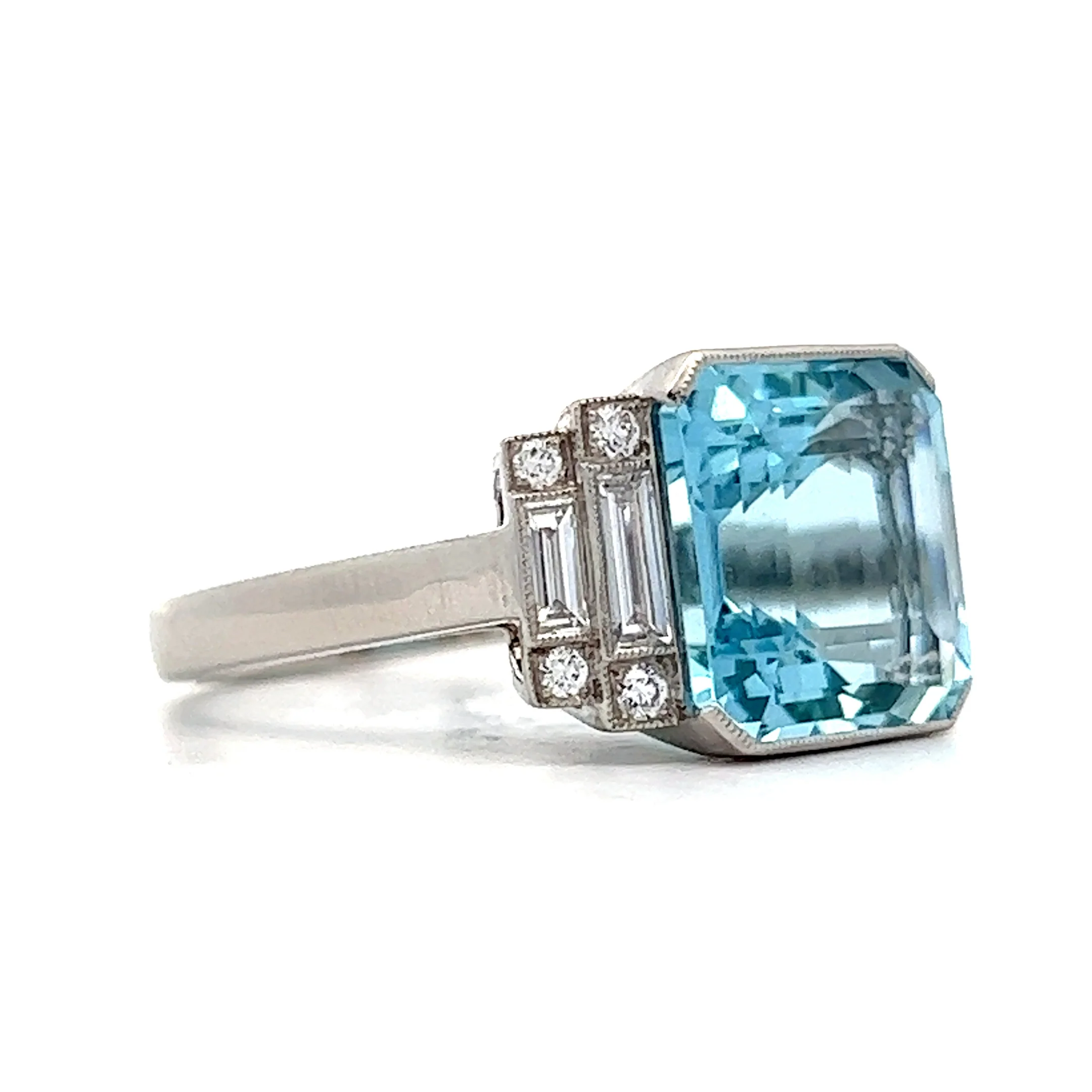 Aquamarine & Diamond Statement Ring in Platinum - Image 3