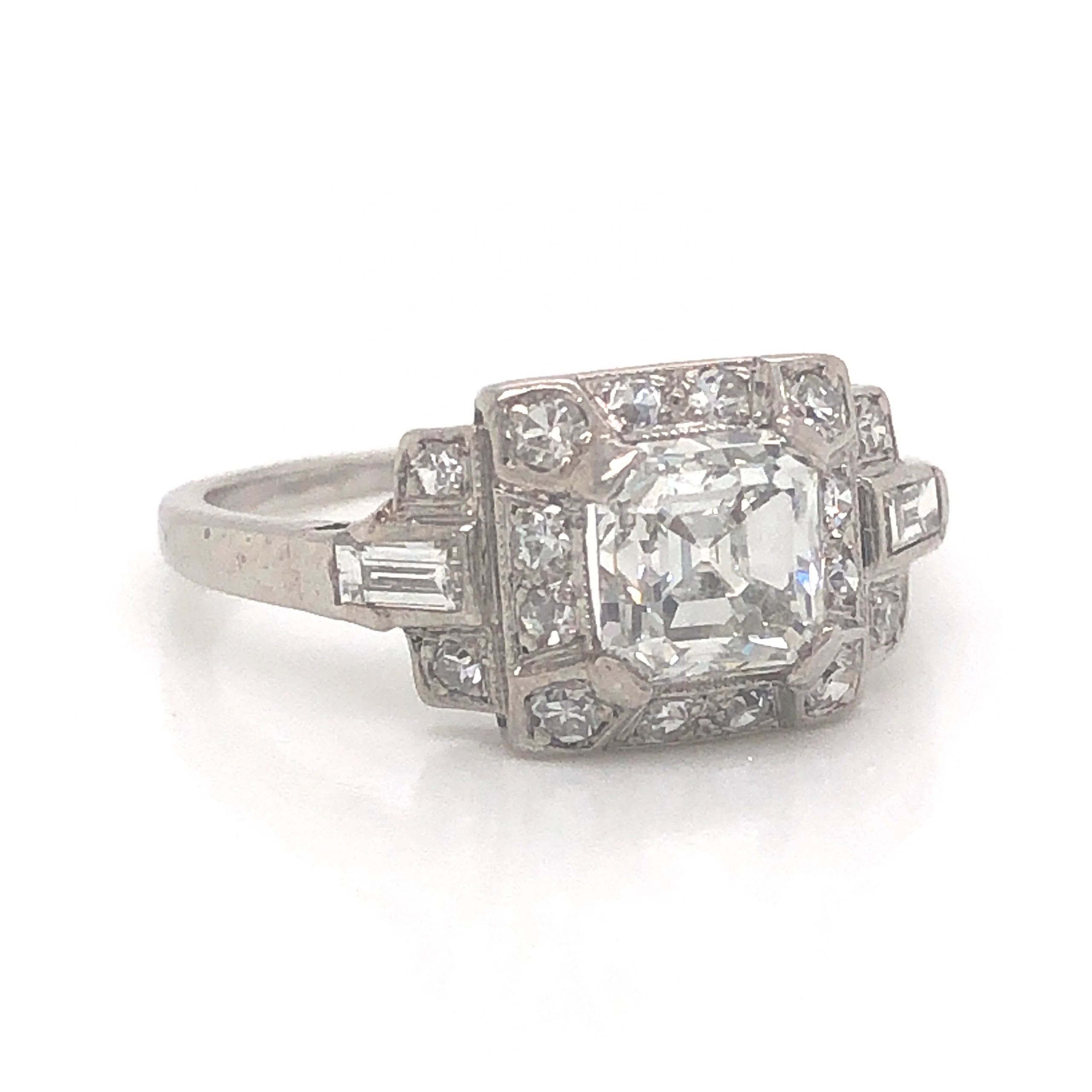 Art Deco 1.05 Asscher Cut Diamond Engagement Ring in Platinum - Image 3
