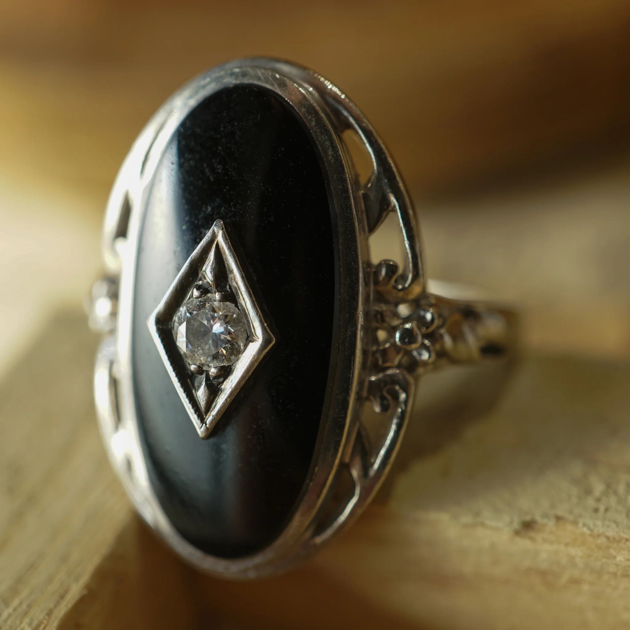 Art Deco .12 Diamond & Onyx Ring in 14k White Gold - Image 5
