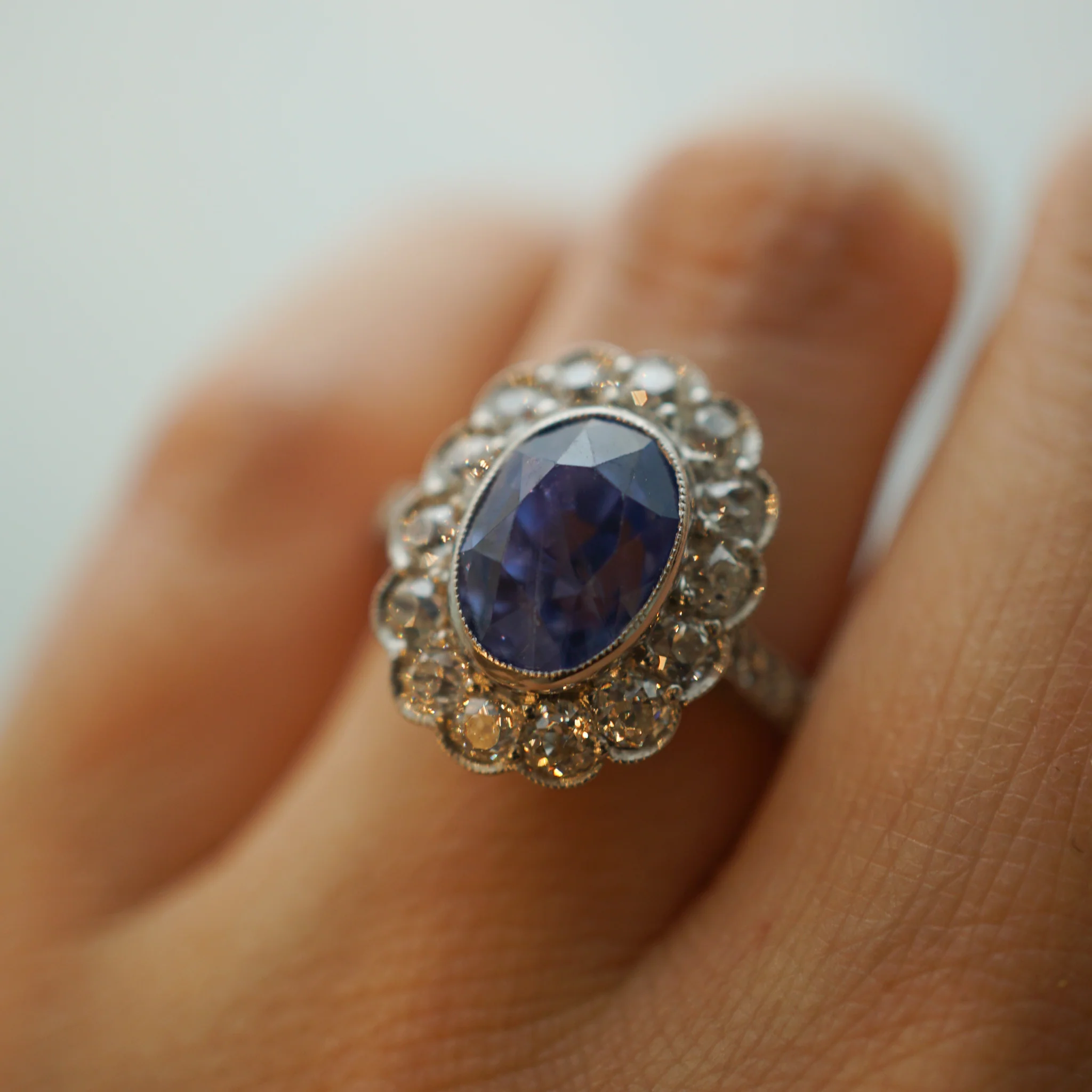 Art Deco Ceylon Sapphire & Diamond Engagement Ring in Platinum - Image 8