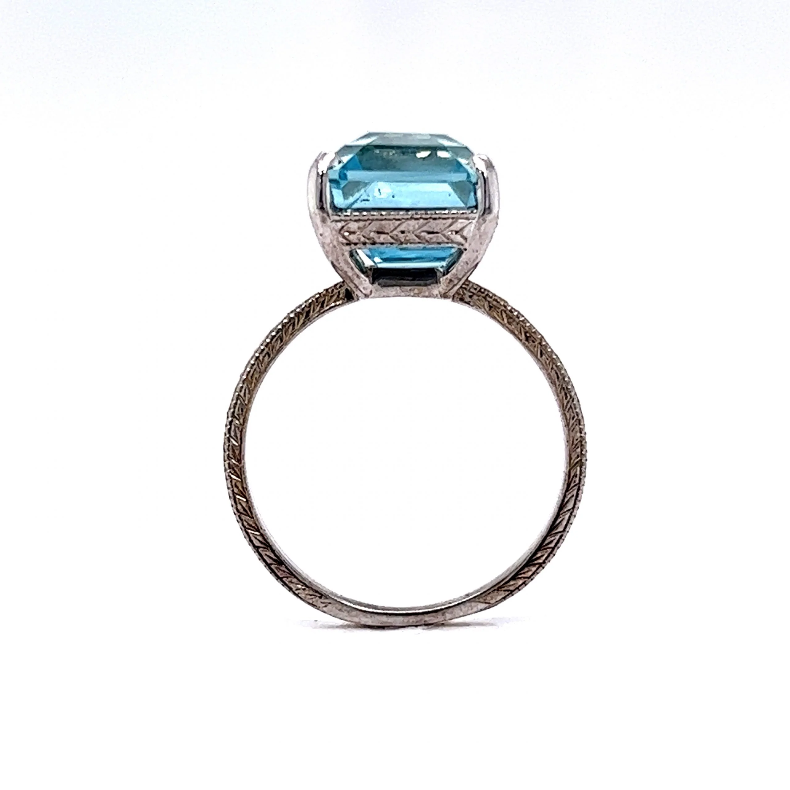 Art Deco Engraved Aquamarine Cocktail Ring in 14k White Gold - Image 4