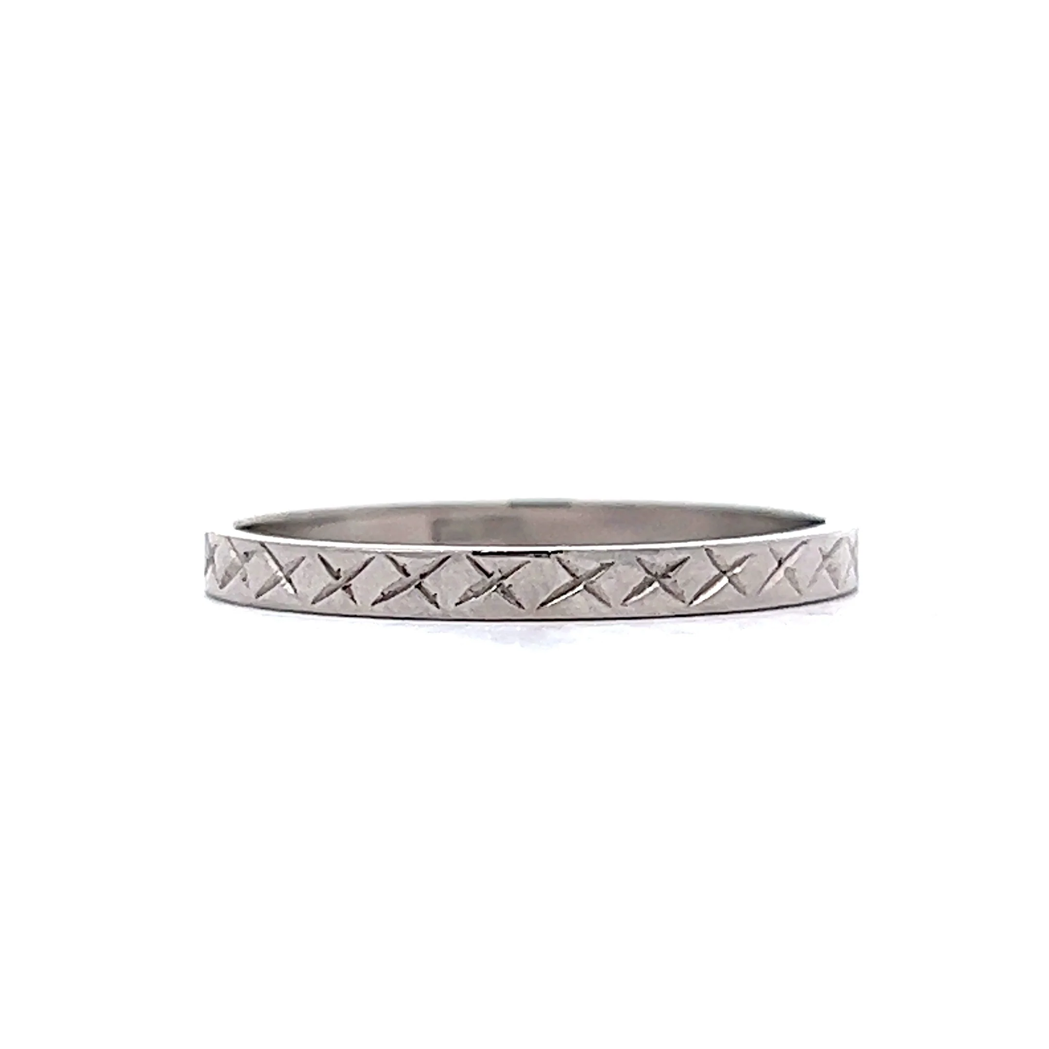 Art Deco Engraved Flat Edge Wedding Band in Platinum - Image 3