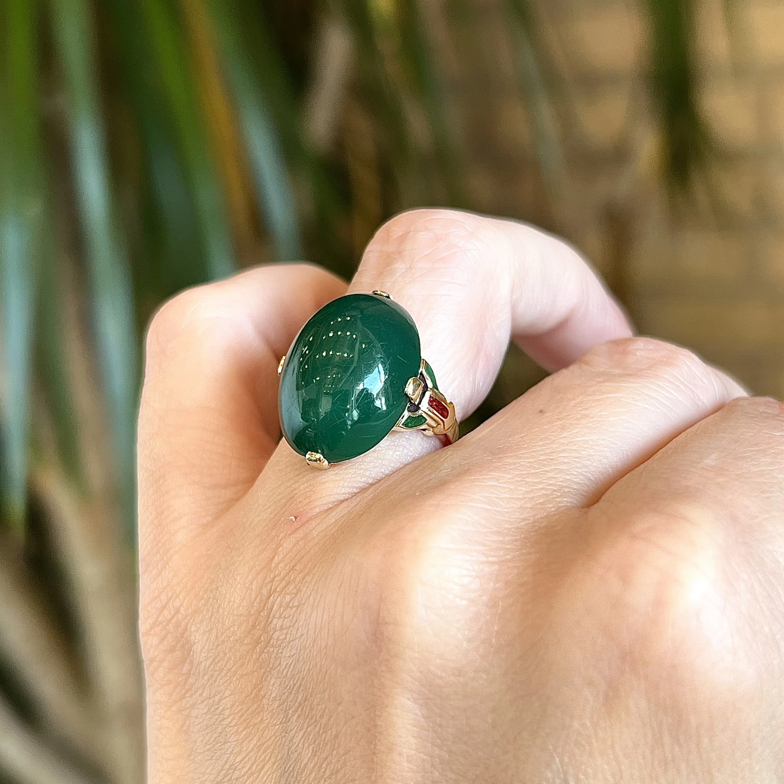 Art Deco Green Onyx & Enamel Ring in 14k Yellow Gold - Image 7