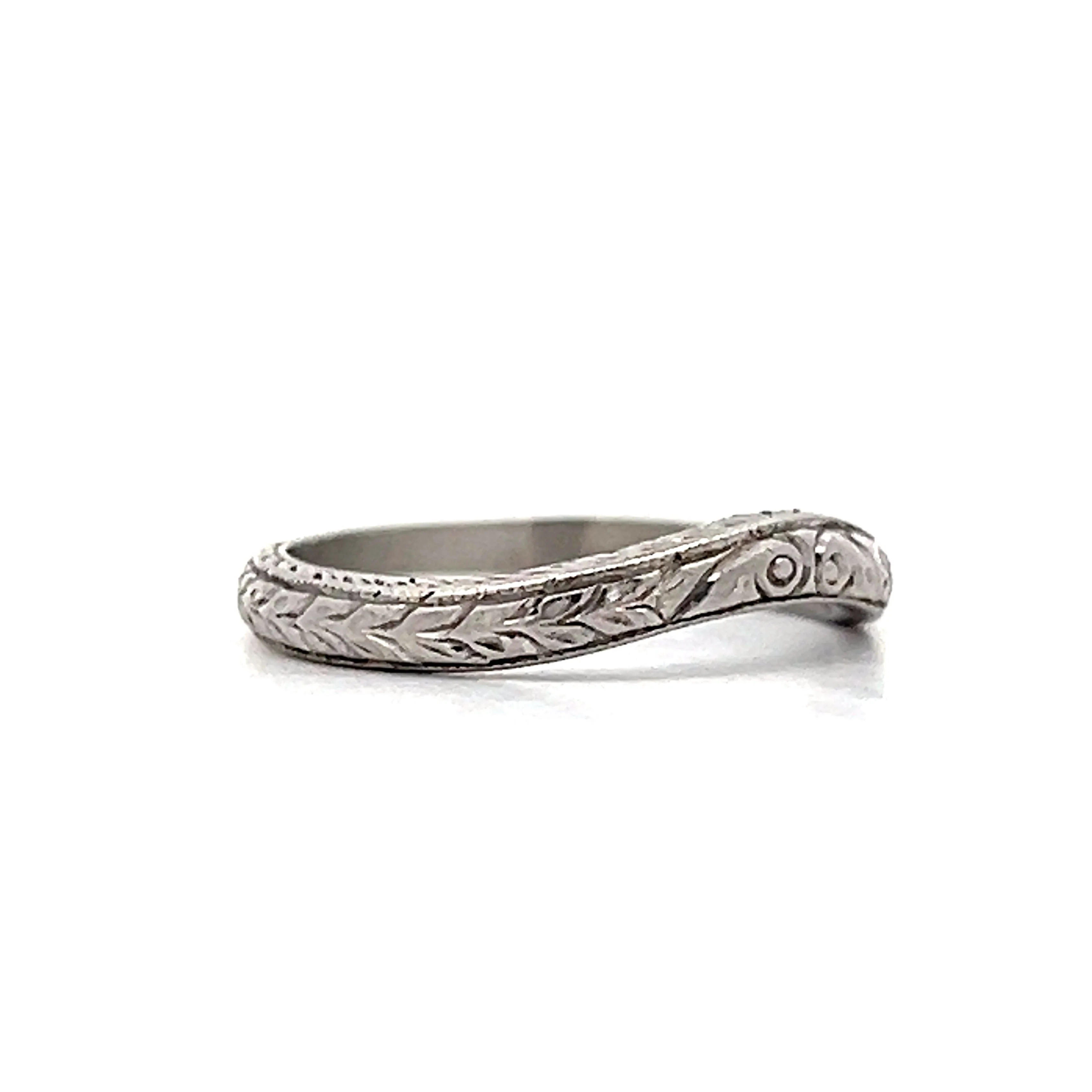 Art Deco Inspired Contour Wedding Band in Platinum - Image 3