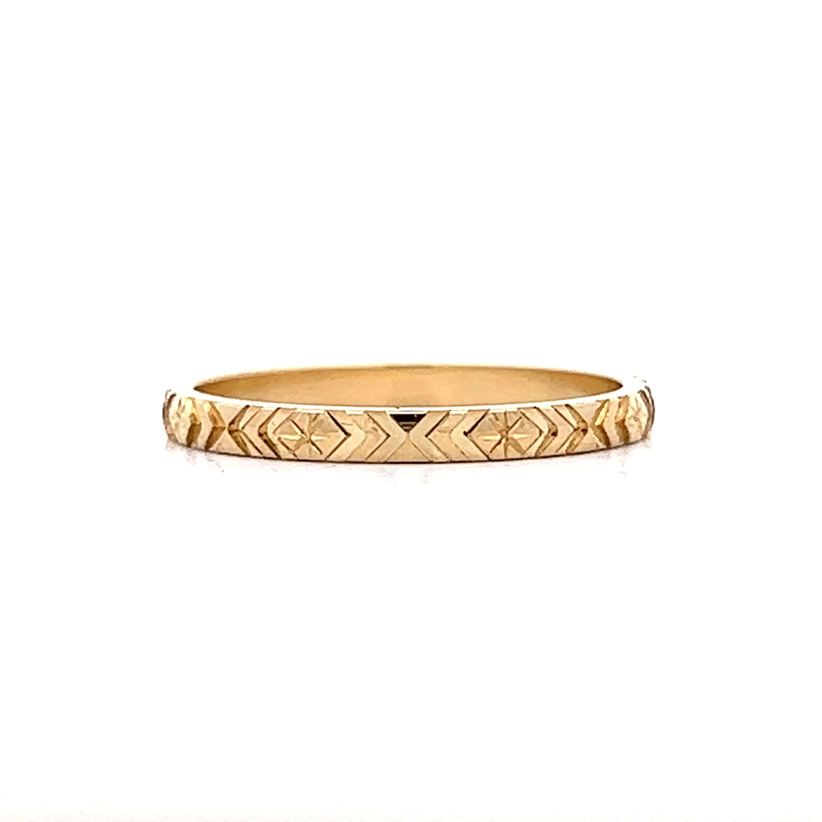Art Deco Inspired Engraved Wedding Band in 14k Yellow Gold - Image 3