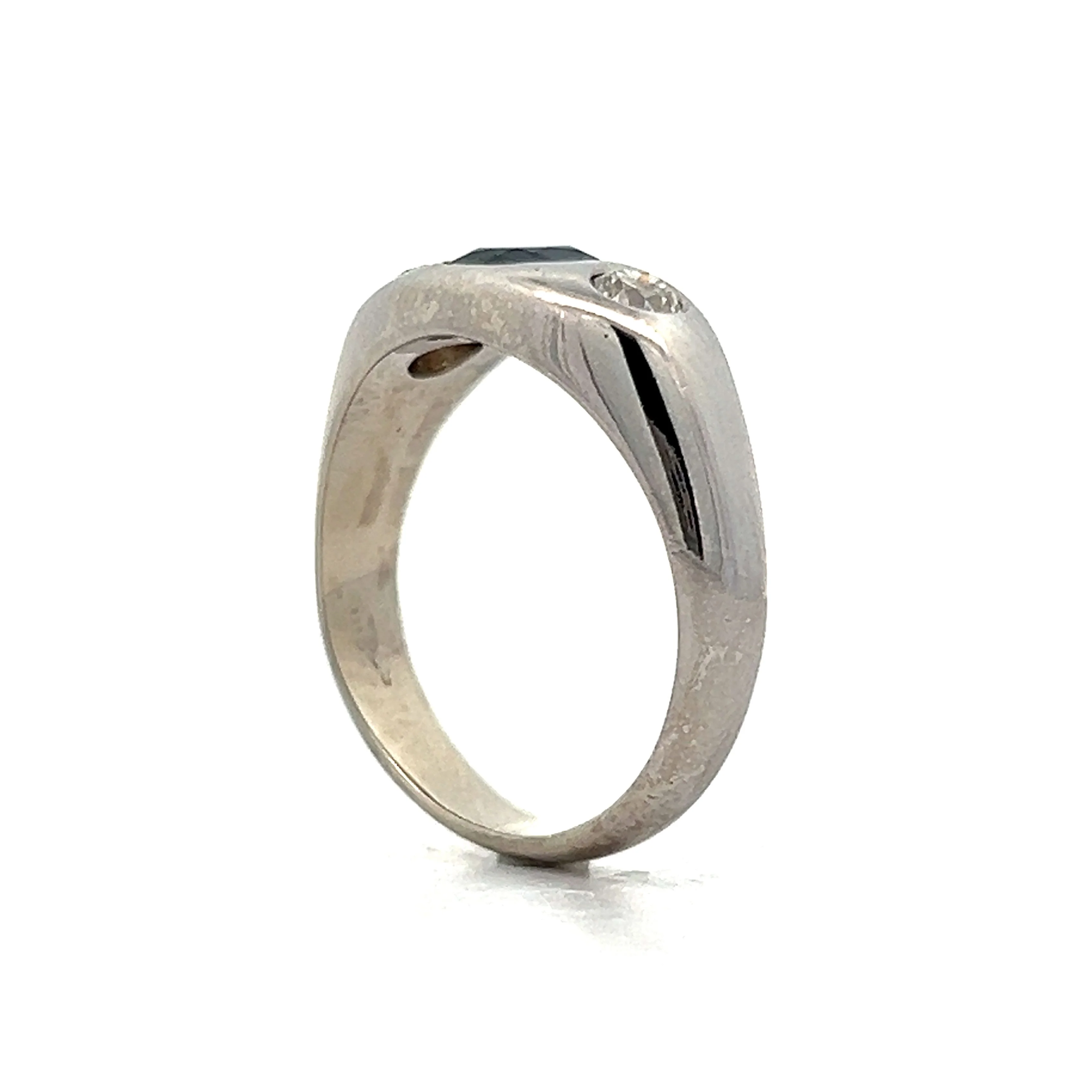 Art Deco Men's Sapphire Three Stone Ring in White Gold - Image 5