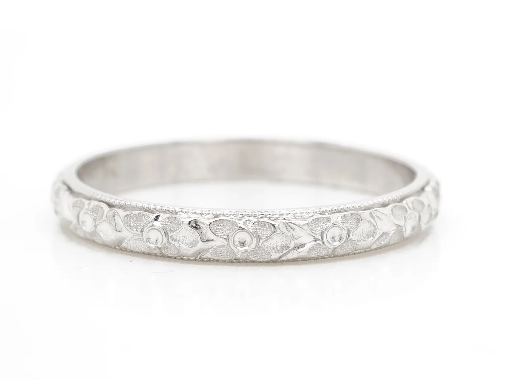 Art Deco Milgrain Engraved Wedding Band in Platinum
