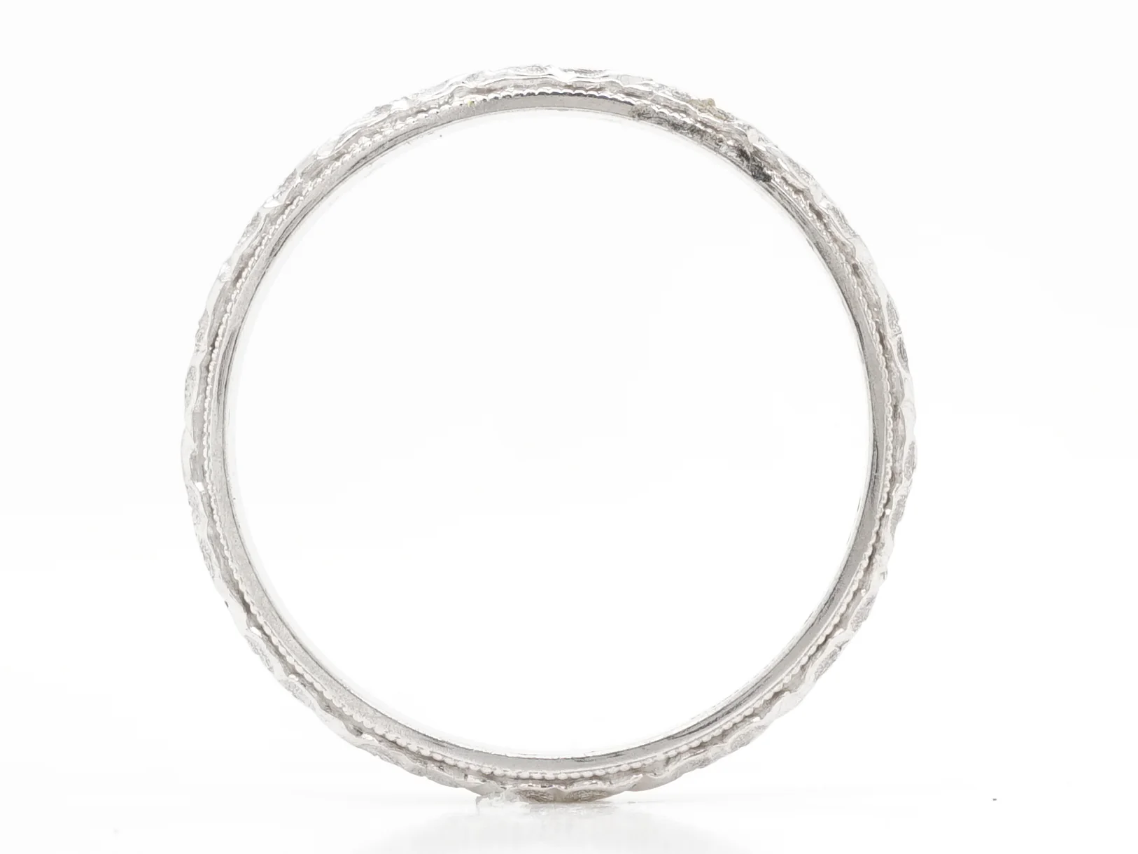 Art Deco Milgrain Engraved Wedding Band in Platinum - Image 2