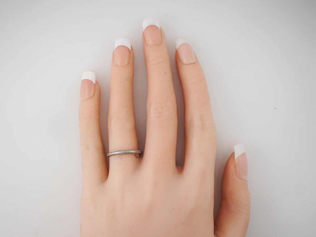Vintage Art Deco Orange Blossom Wedding Band in Platinum - Image 4
