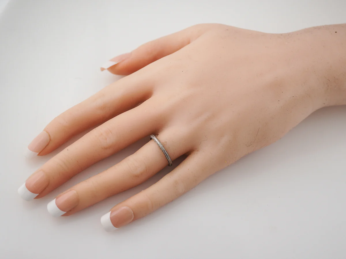 Vintage Art Deco Orange Blossom Wedding Band in Platinum - Image 5