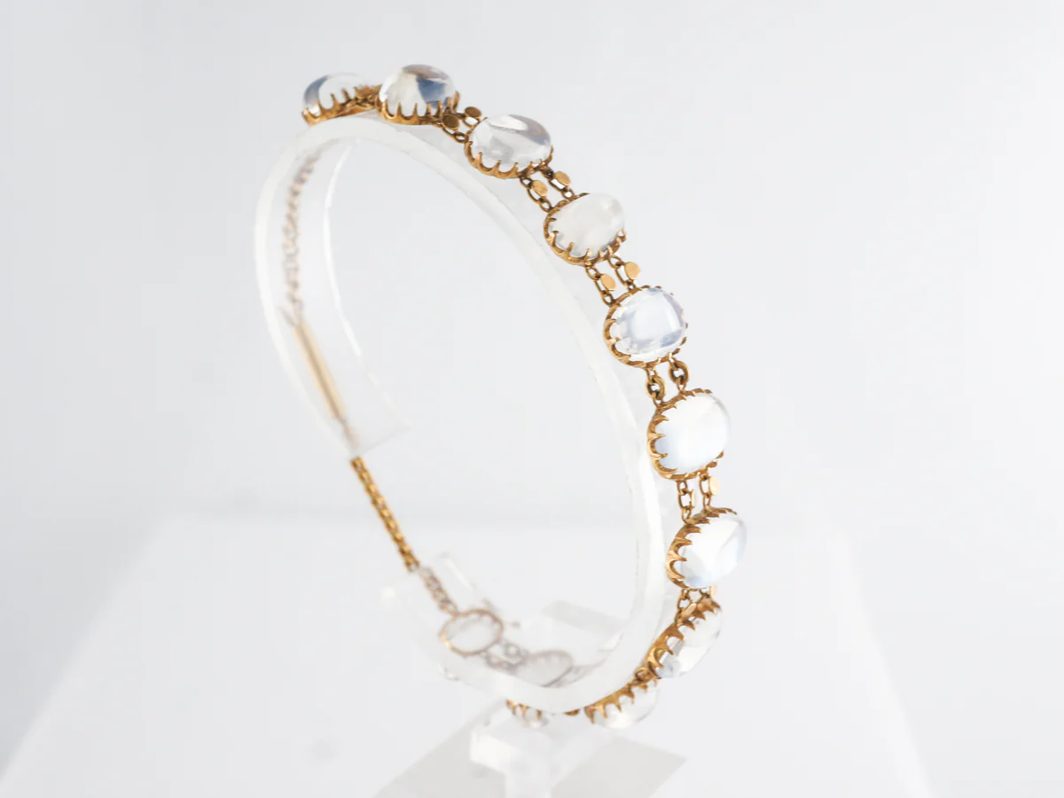 Art Nouveau Cabochon Moonstone Yellow Gold Bracelet in 14k - Image 4