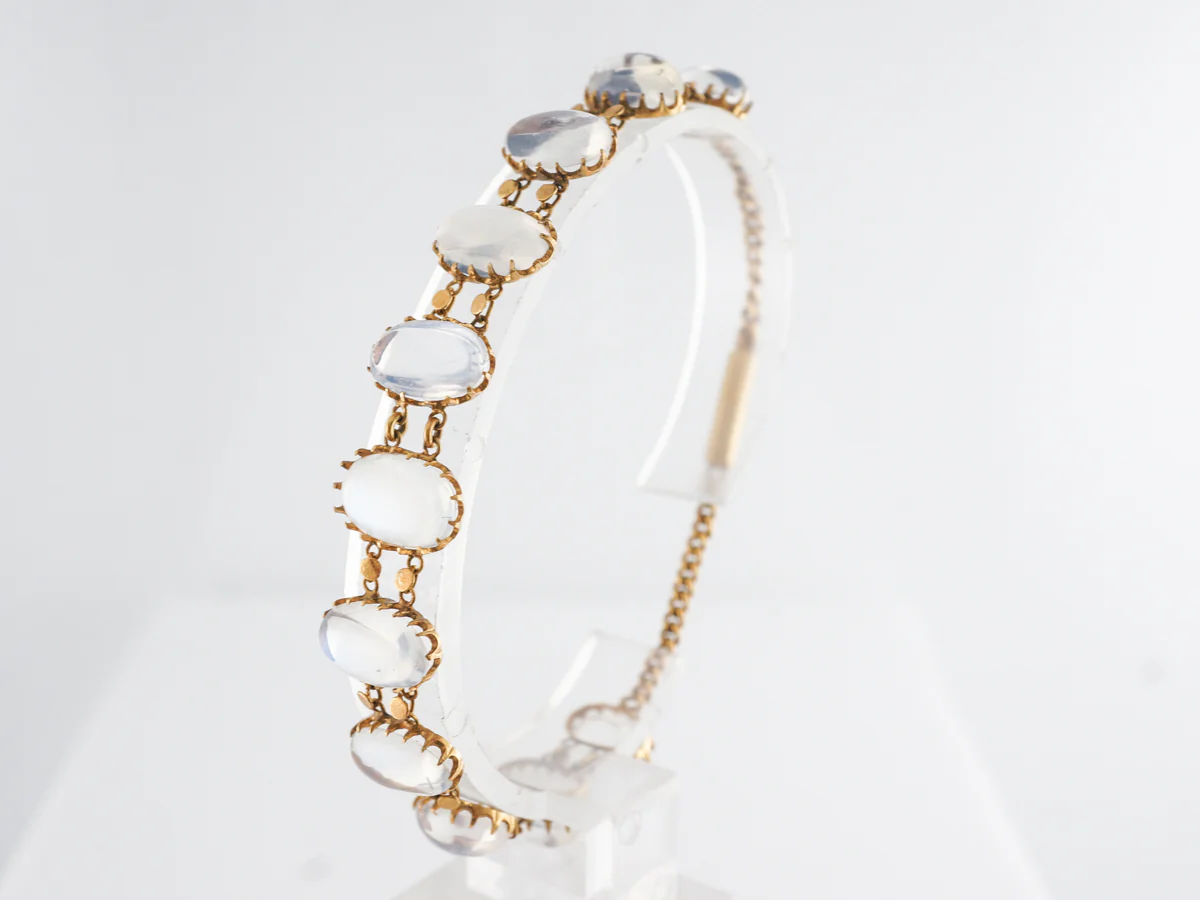 Art Nouveau Cabochon Moonstone Yellow Gold Bracelet in 14k - Image 5
