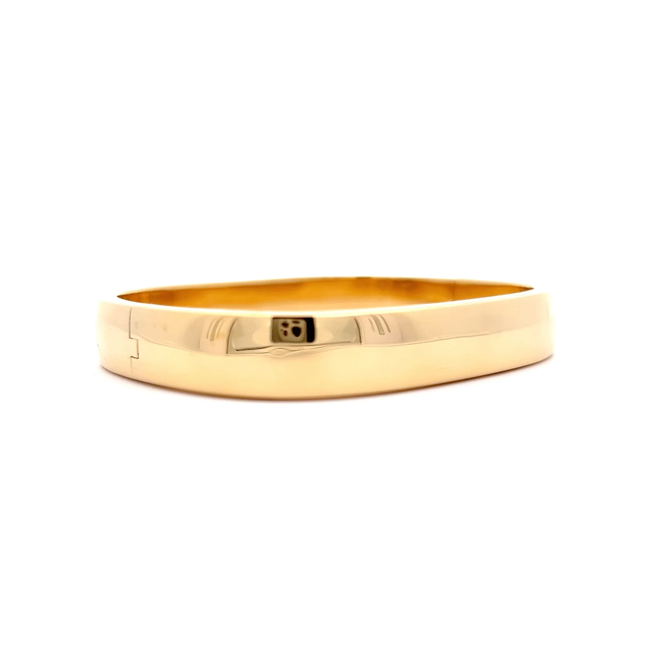 Iconic Bangle Bracelet In Polished 18K Yellow Gold - Image 3