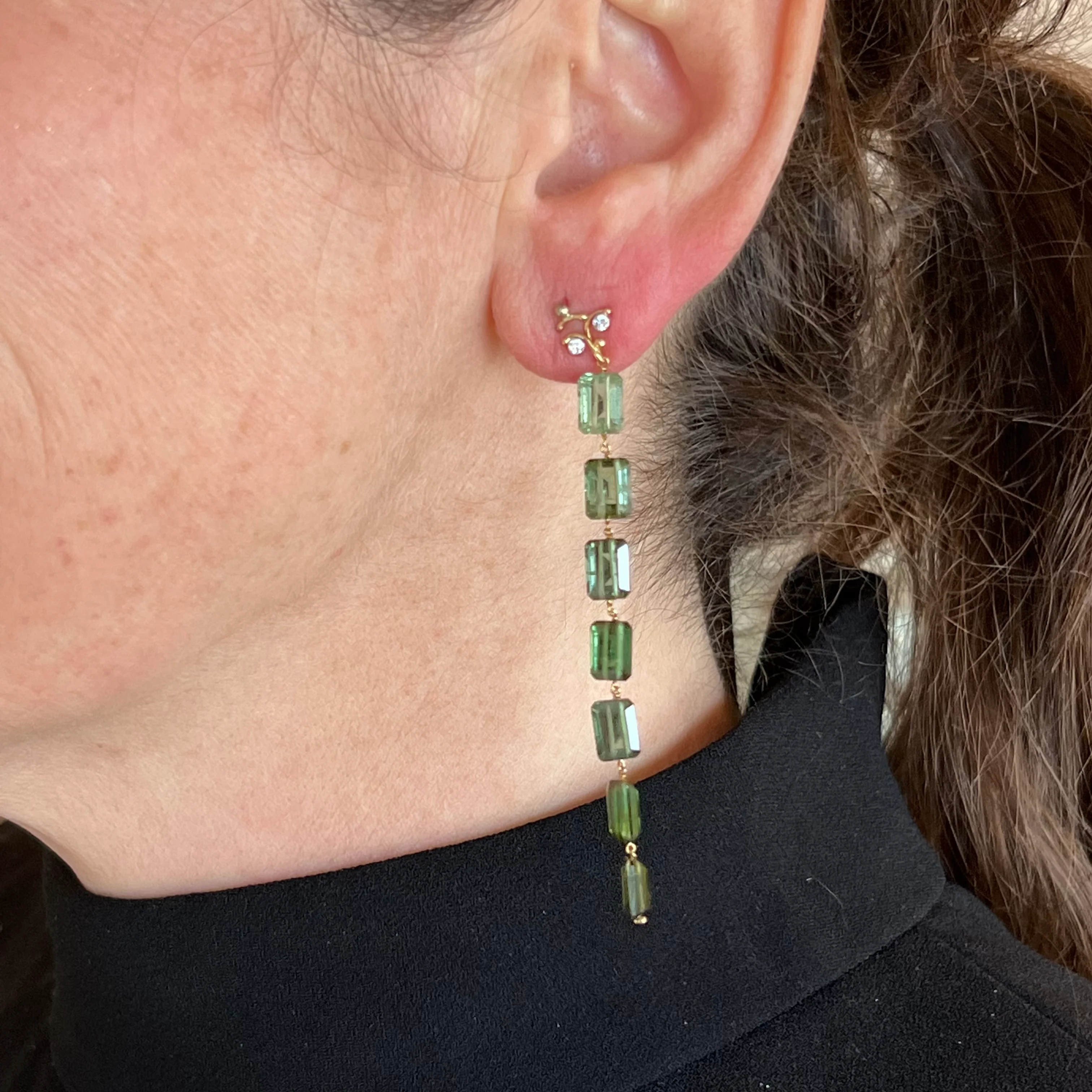 Beaded Green Tourmaline Drop Earrings in 18k Yellow Gold - Image 4
