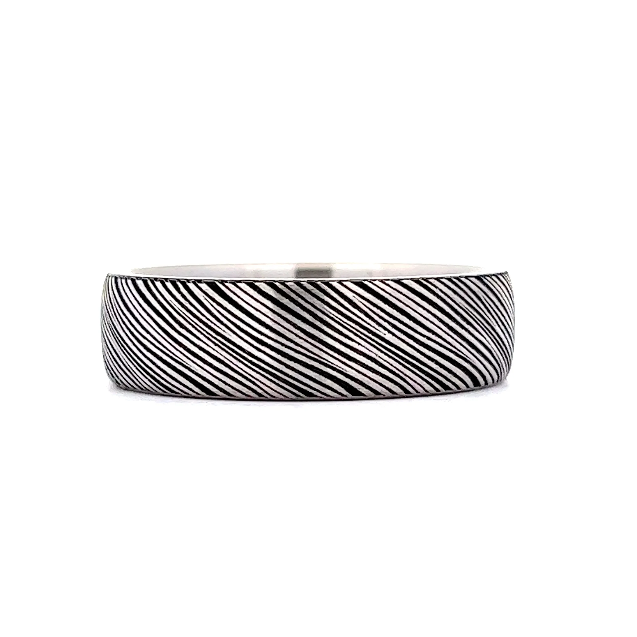 Benchmark Men's Tantalum Wood Grain Wedding Band in 14k White Gold - Image 3