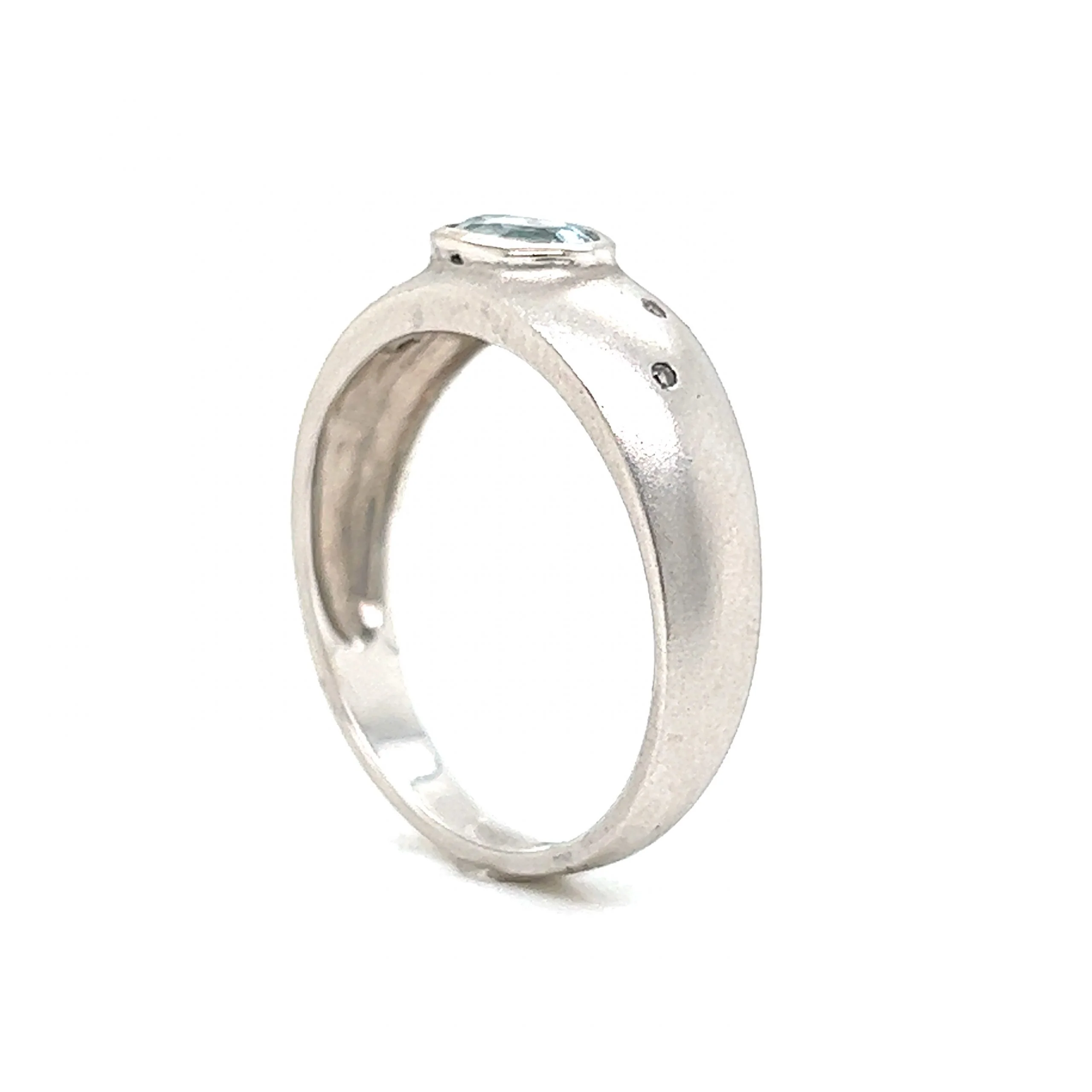 Bezel Set Aquamarine Etoile Ring in 14k White Gold - Image 5