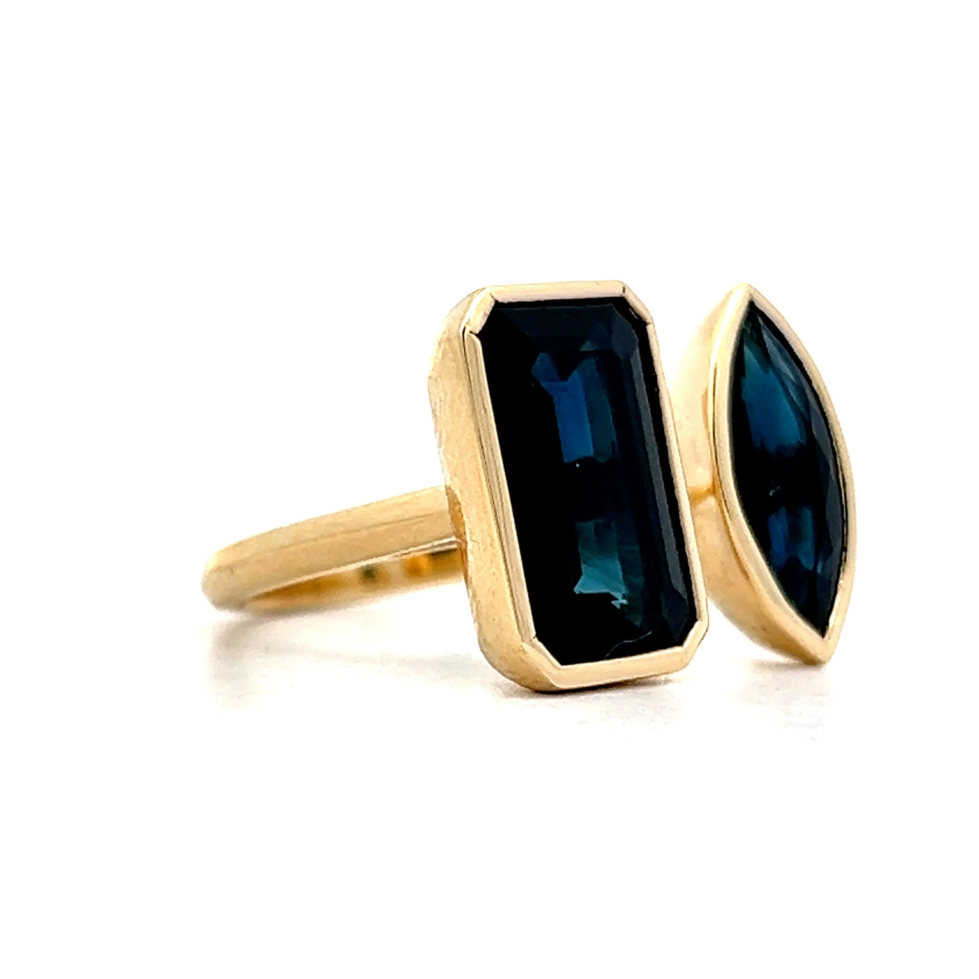 Bezel Set Blue Sapphire Toi et Moi Ring in 14k Yellow Gold - Image 3