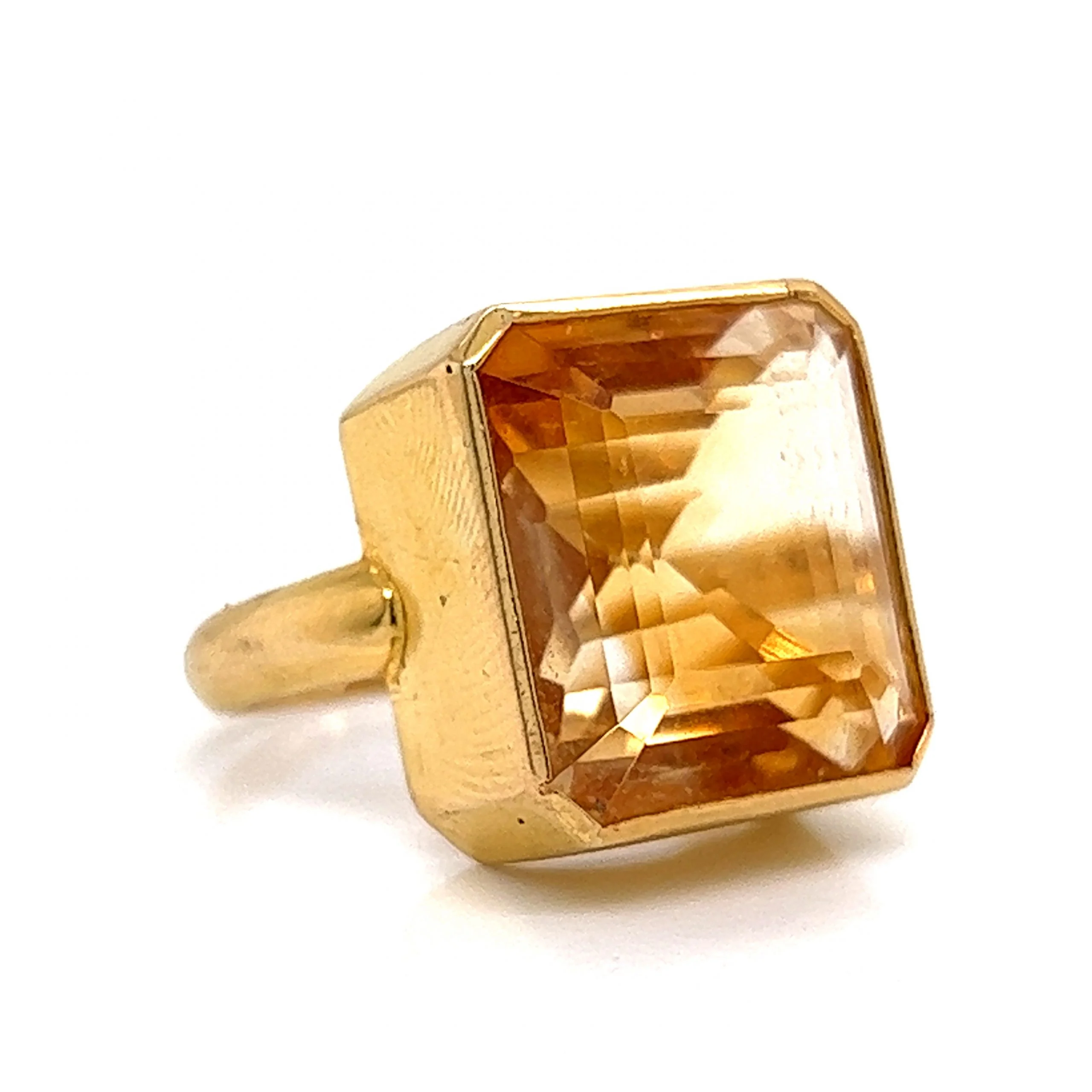 Bezel Set Citrine Cocktail Ring in 20k Yellow Gold - Image 3