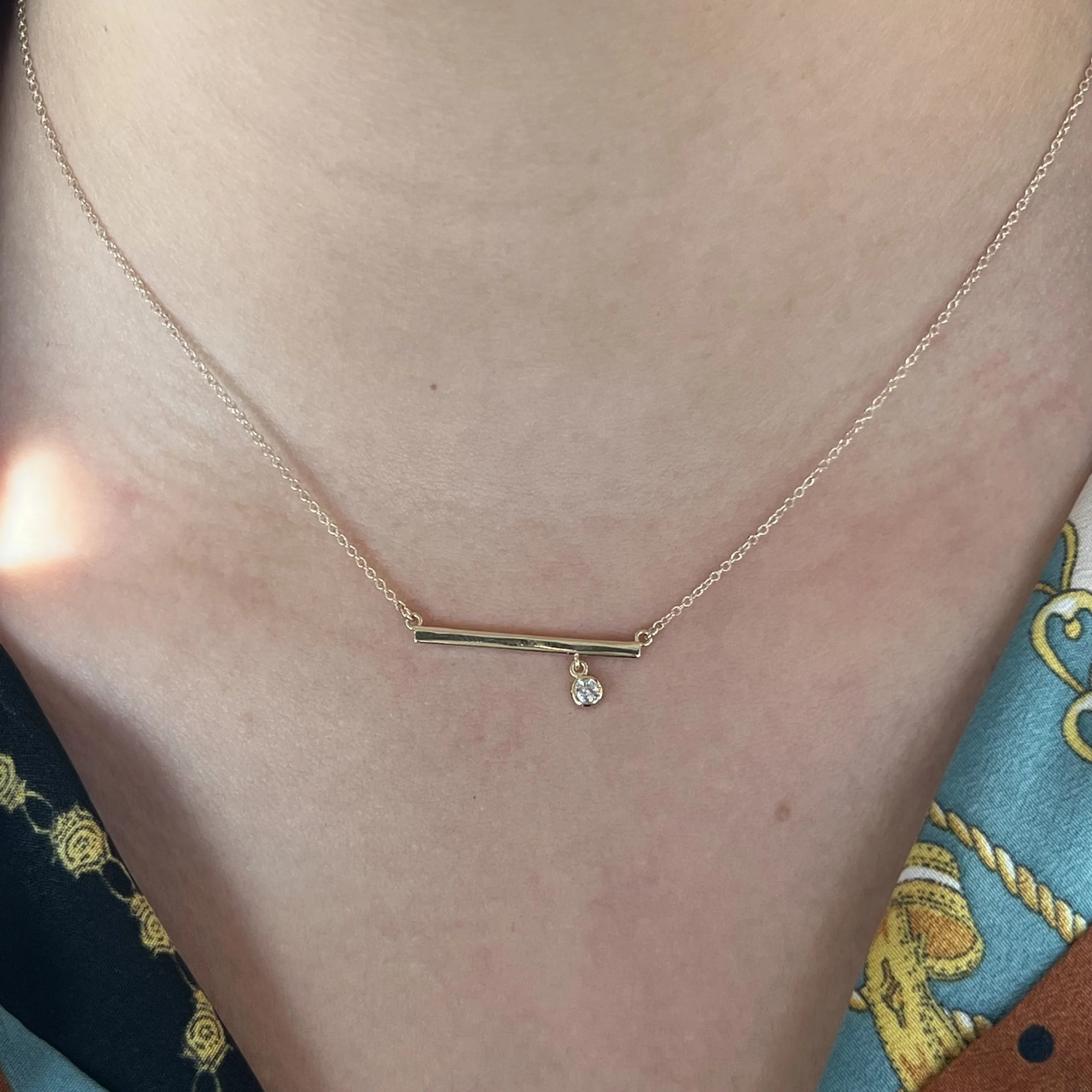 Bezel Set Diamond Bar Pendant Necklace in 14k Yellow Gold - Image 4