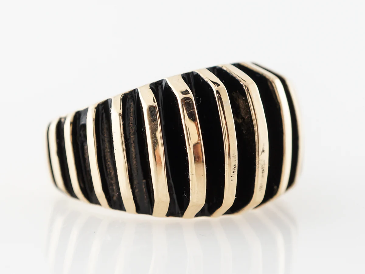 Black Enamel Textured Ring in Yellow Gold - Image 3