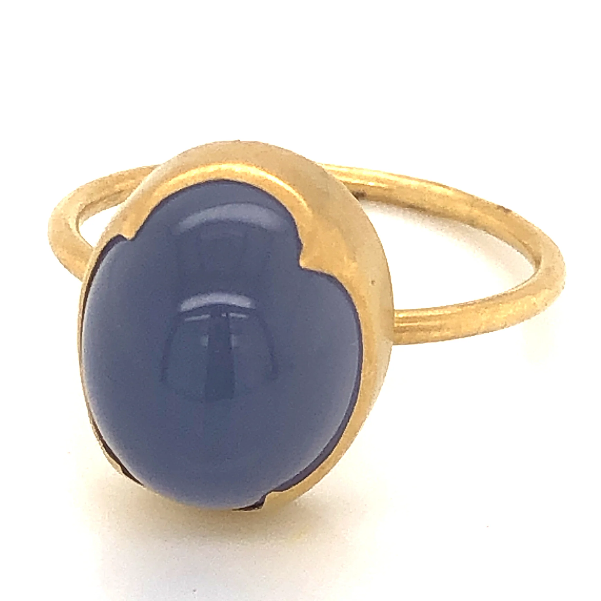 Blue Chalcedony Cocktail Ring in 18k Yellow Gold - Image 2