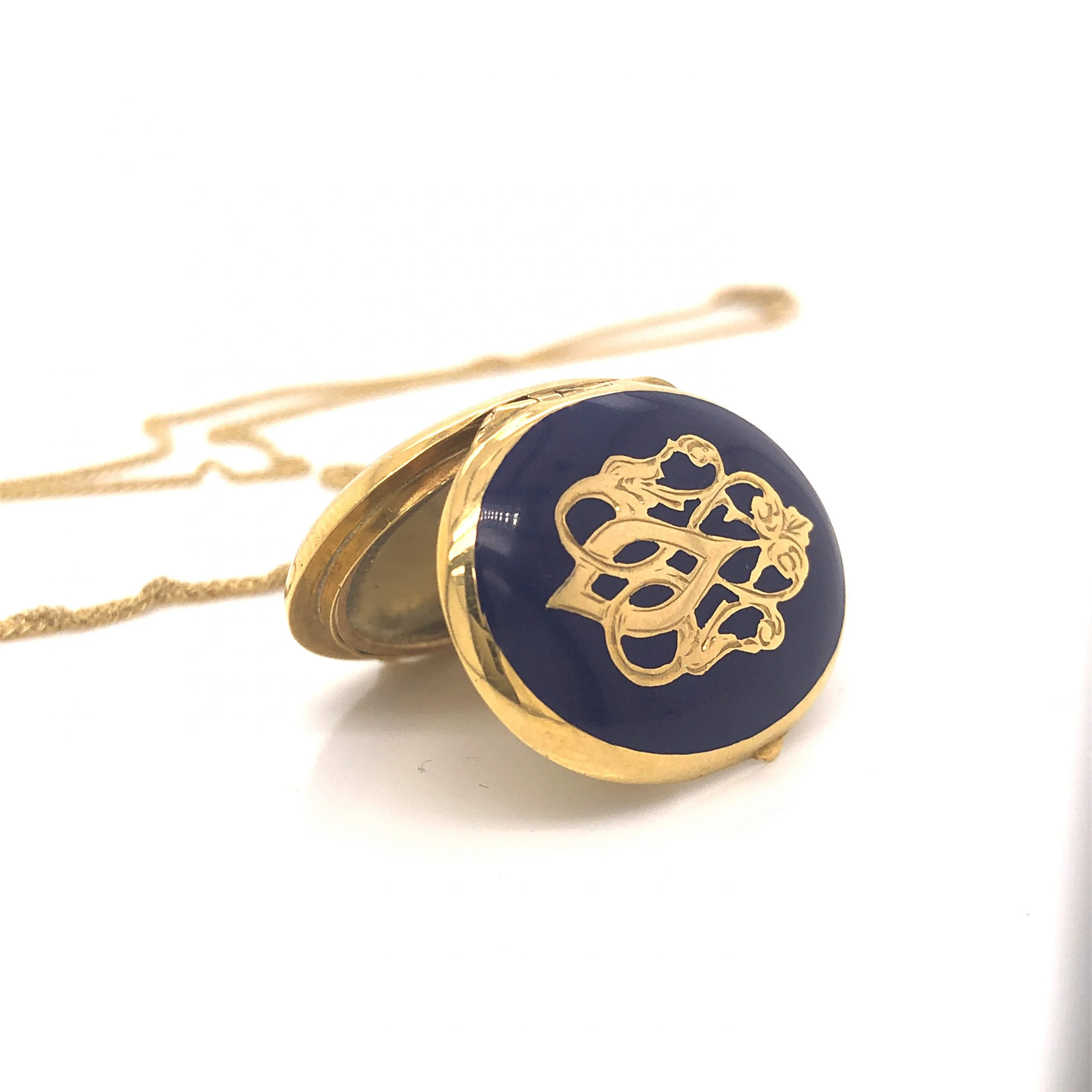 Blue Enamel Victorian Locket Necklace in 18k Yellow Gold - Image 4