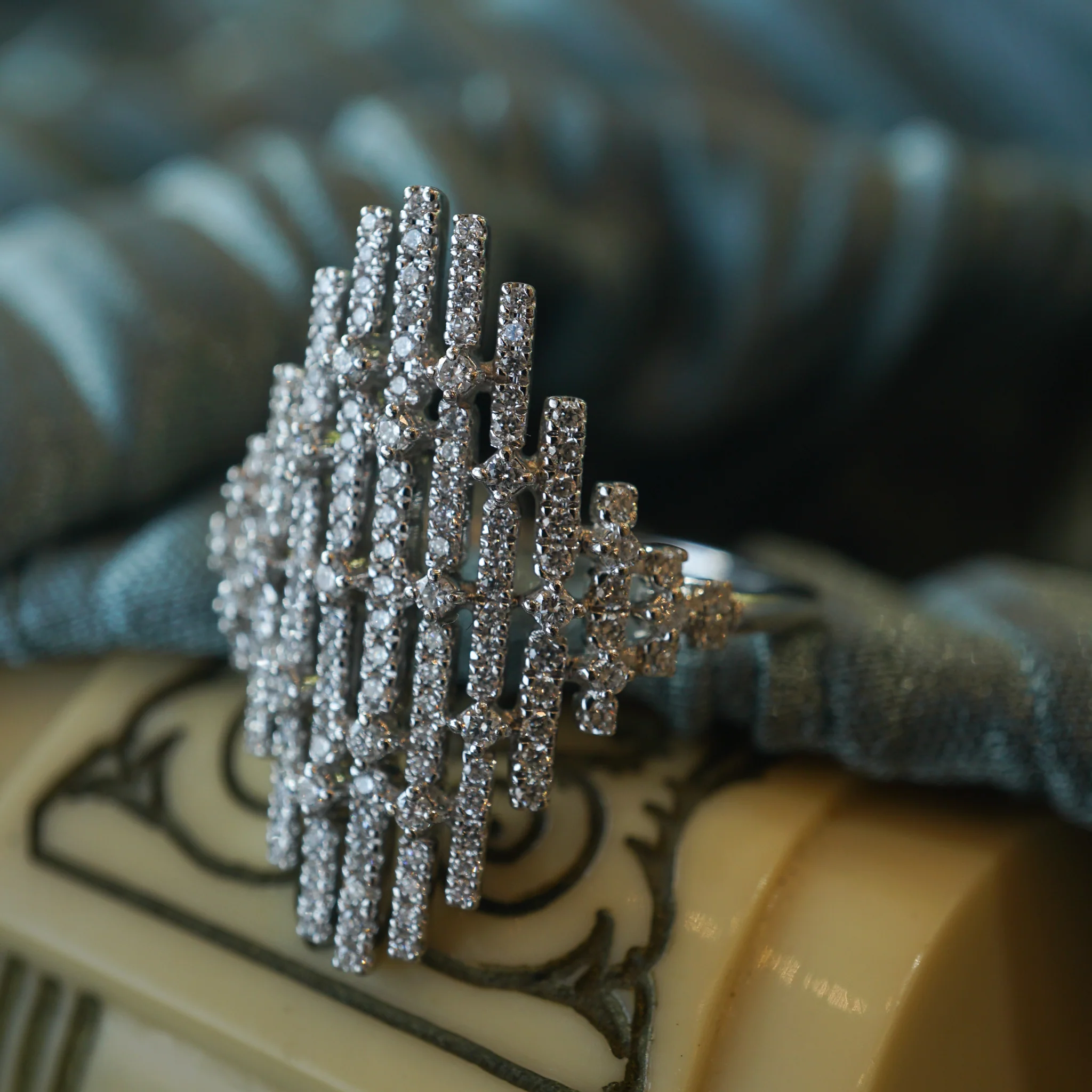 Bony Levy Diamond Cocktail Ring in 18k White Gold - Image 7