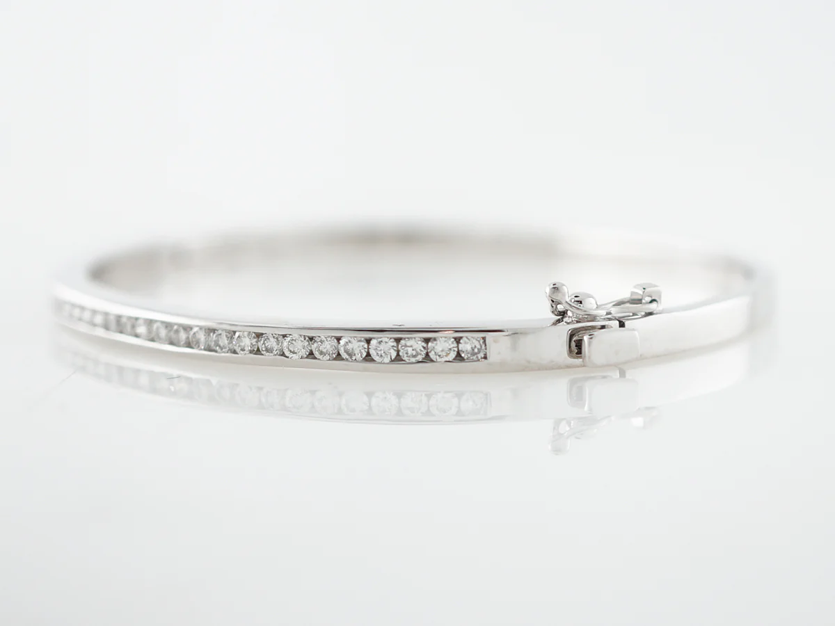 Bracelet Bangle Modern 1.49 Round Brilliant Cut Diamonds in 14k White Gold - Image 2