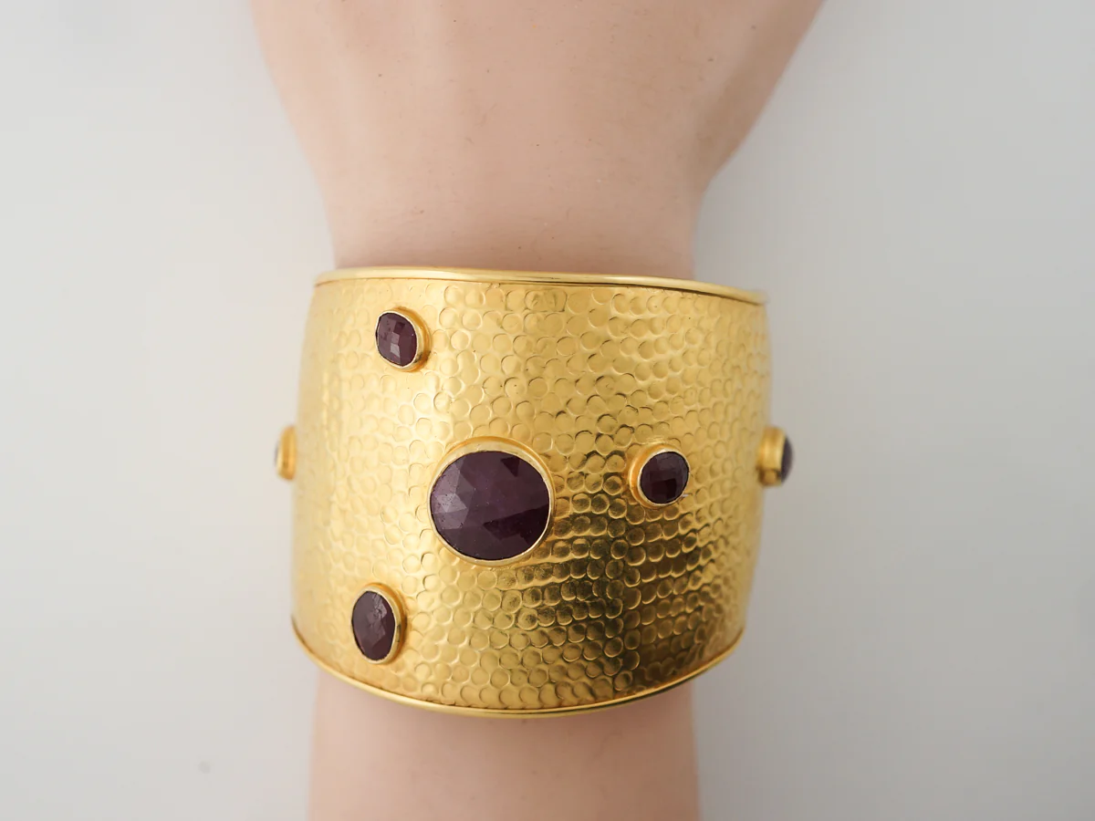 ***RTV11/23***Bracelet Modern 10.01 Cushion & Oval Cut Rubies in 18k Yellow Gold - Image 6